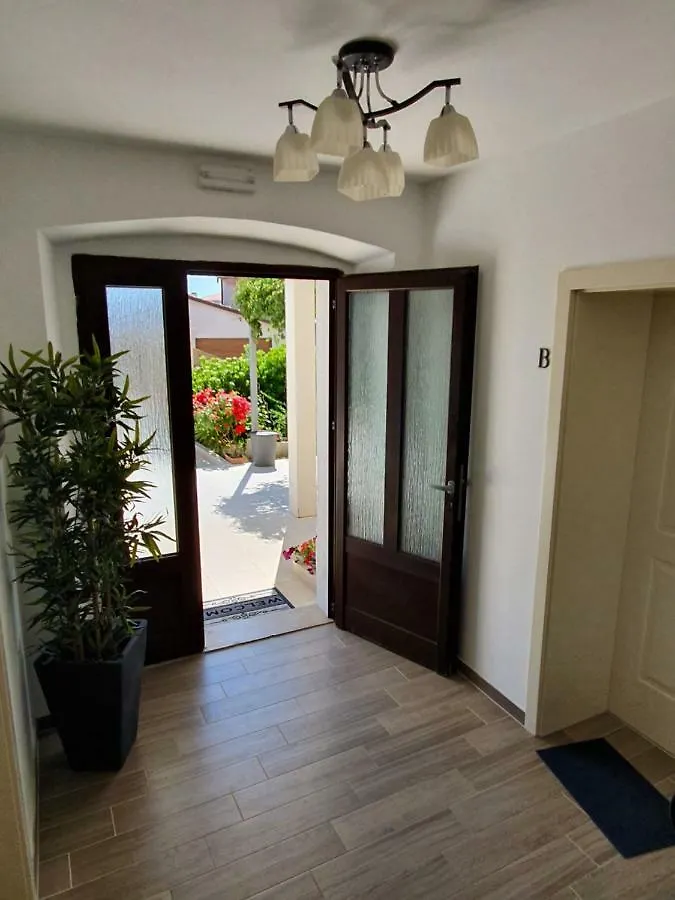 Apartments Borghetto Vinkuran